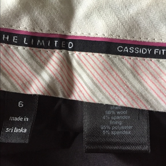 The Limited Houndstooth cuffed pants. Size 6. - Picture 2 of 6